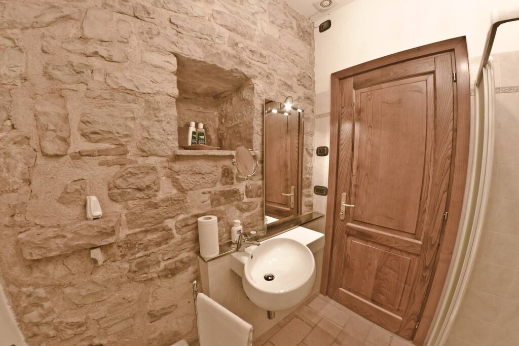 Photo of Bathroom in Spello