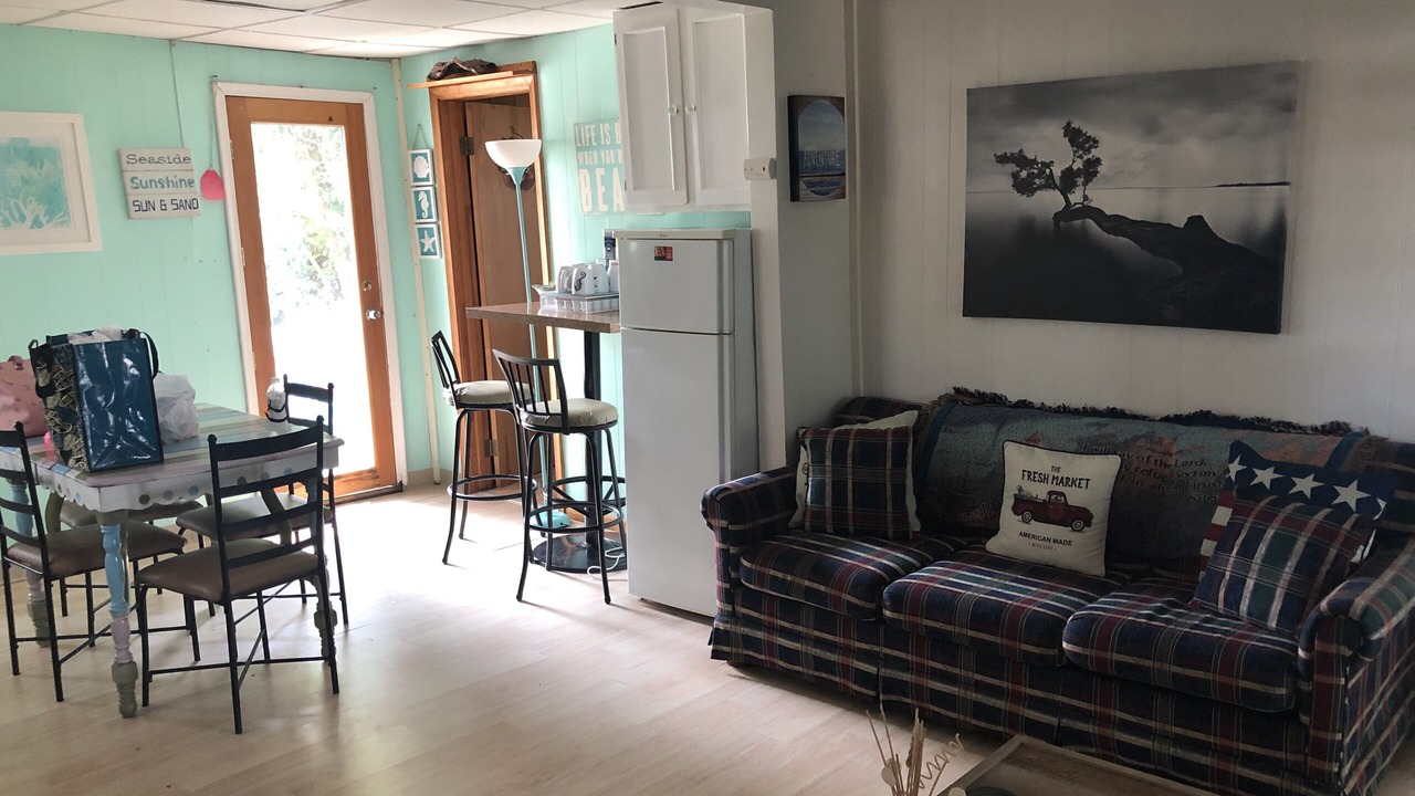 Photo of Livingroom in Lexington