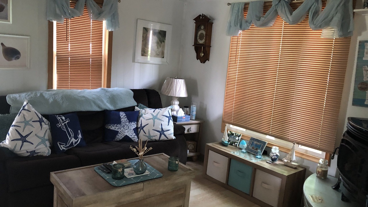 Photo of Livingroom in Lexington