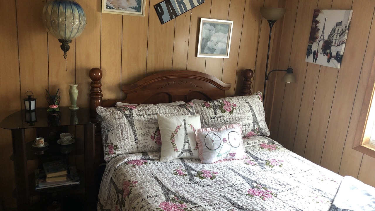 Photo of Bedroom in Lexington
