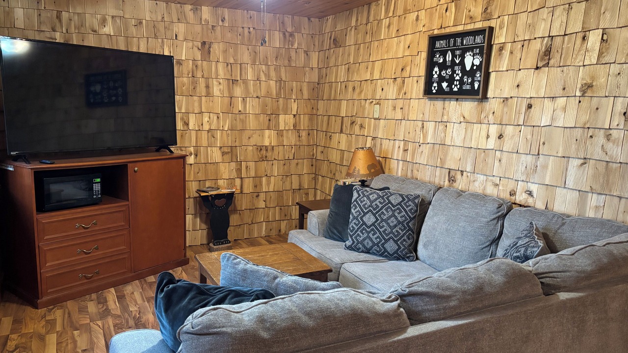 Photo of Livingroom in Au Train
