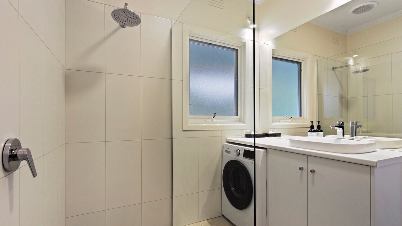 Photo of Bathroom in Lakes Entrance