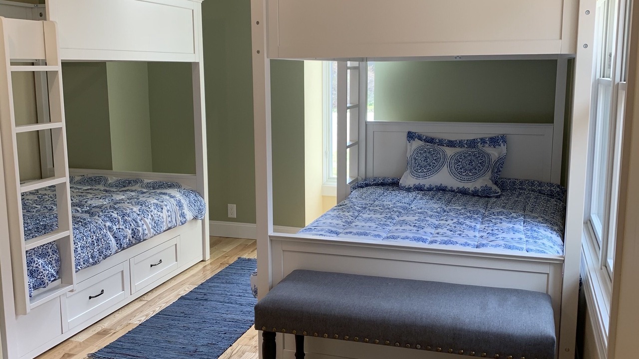 Photo of Bedroom in Empire