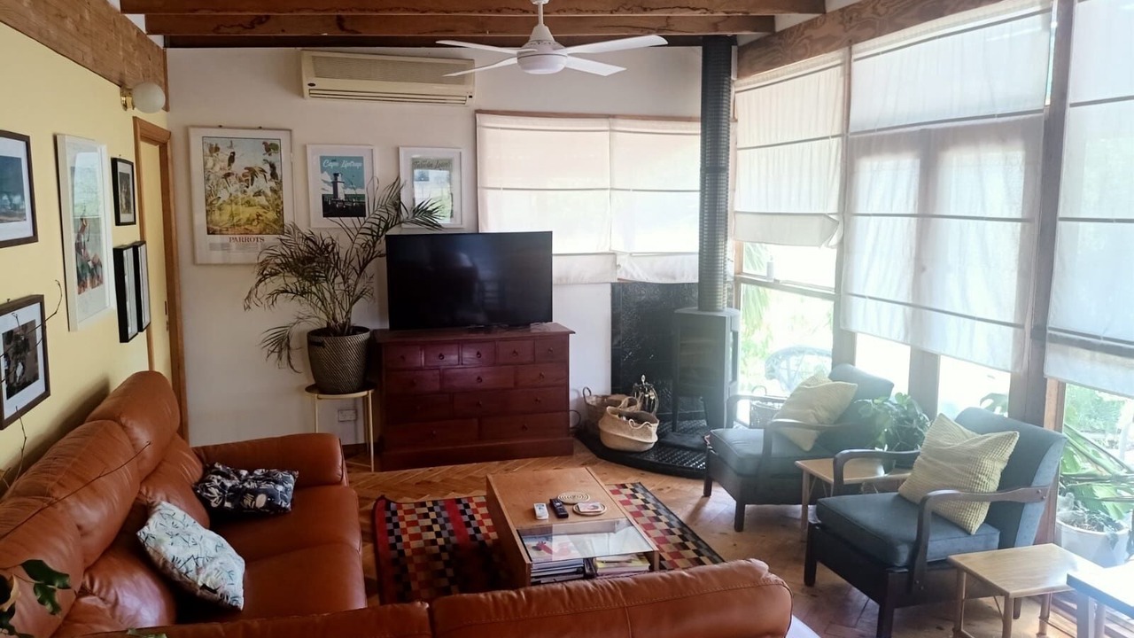 Photo of Livingroom in Venus Bay