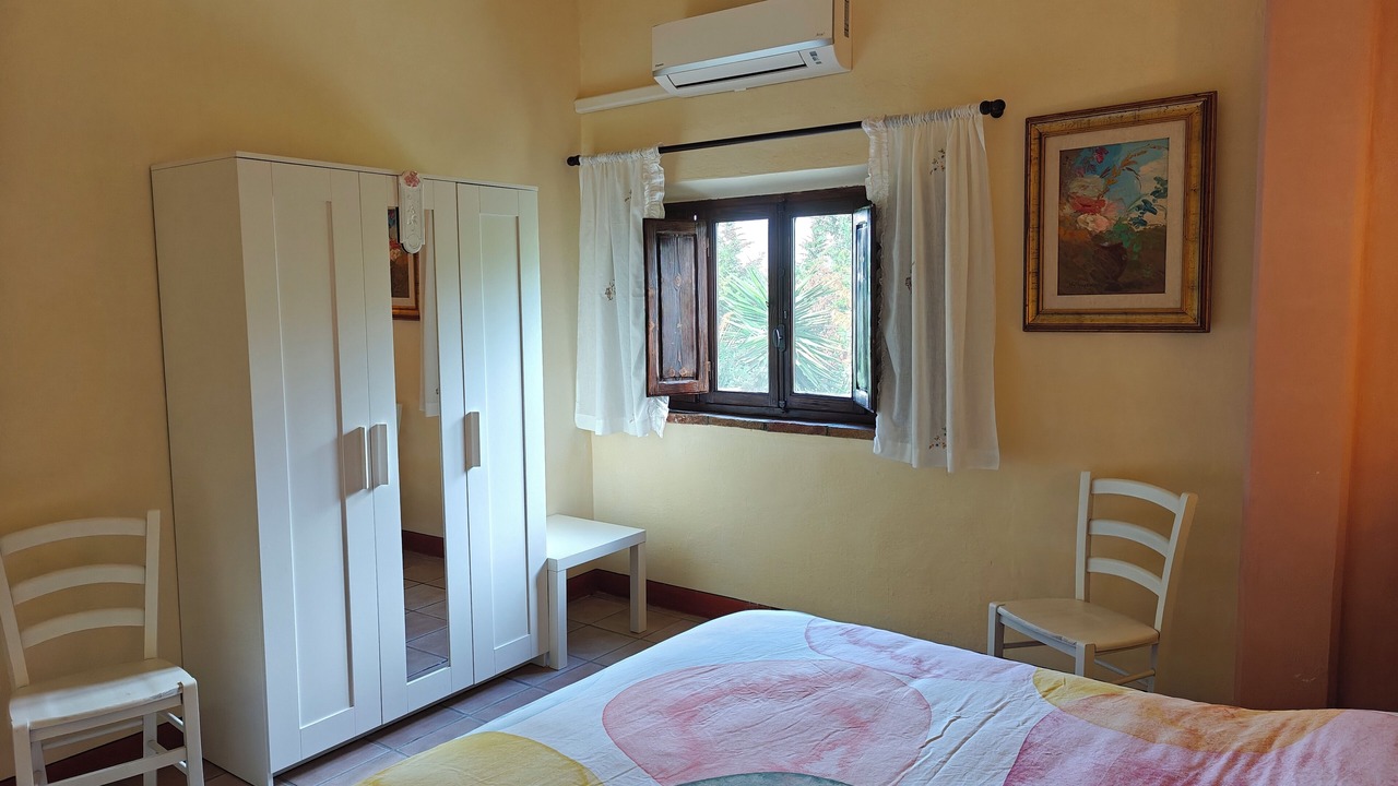 Photo of Bedroom in Chianni