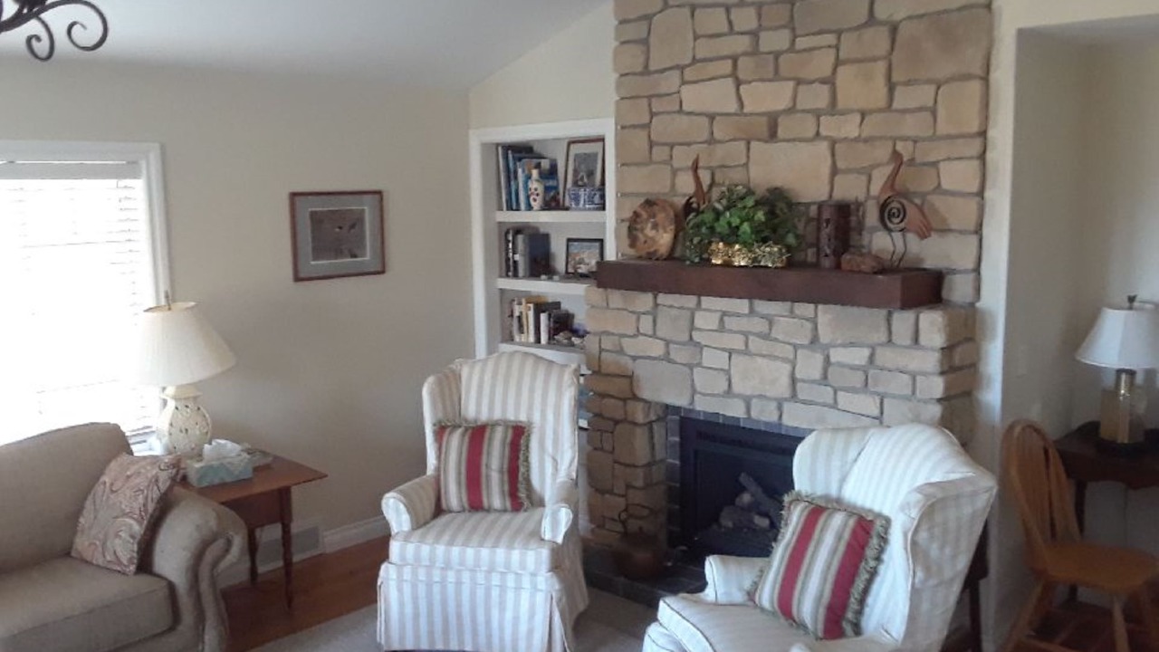 Photo of Livingroom in Empire