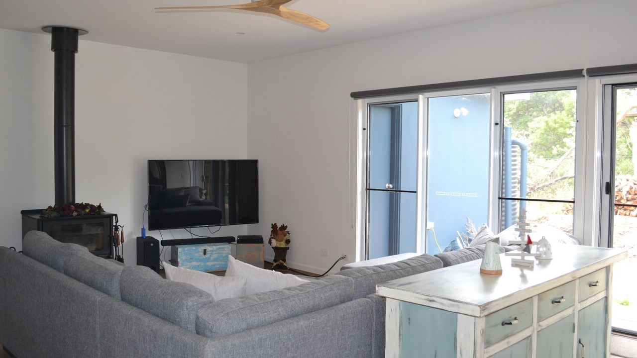 Photo of Livingroom in Venus Bay