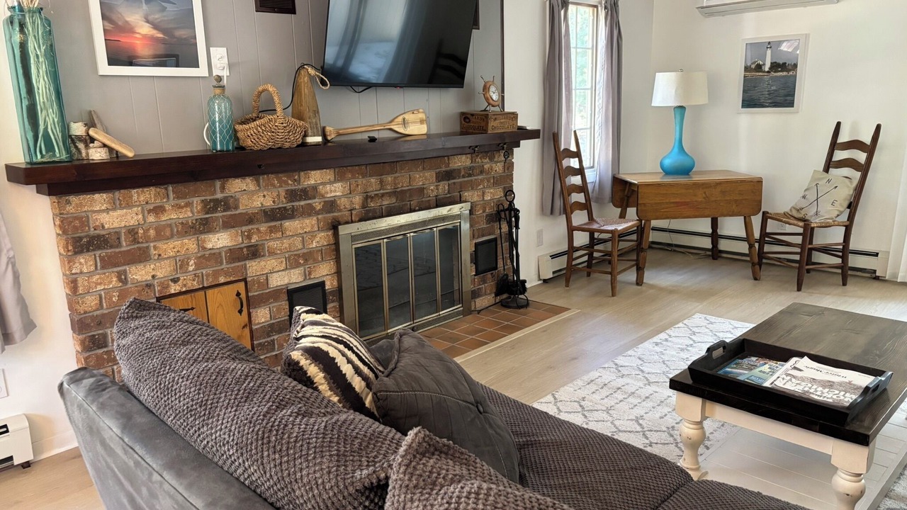 Photo of Livingroom in Empire