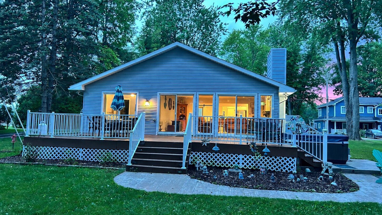 Photo of Outdoor in Whitmore Lake