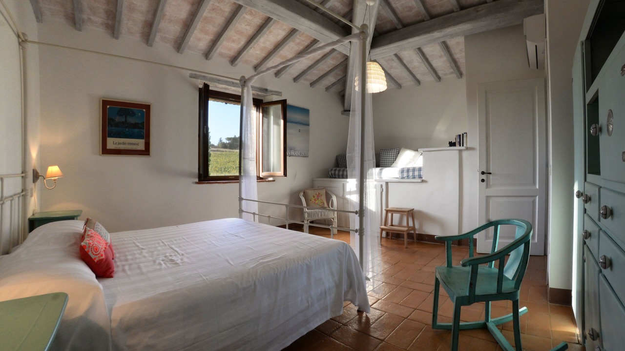 Photo of Bedroom in Paciano