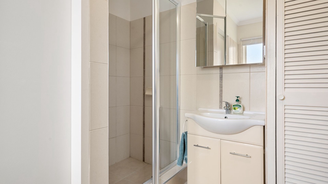 Photo of Bathroom in Cowes