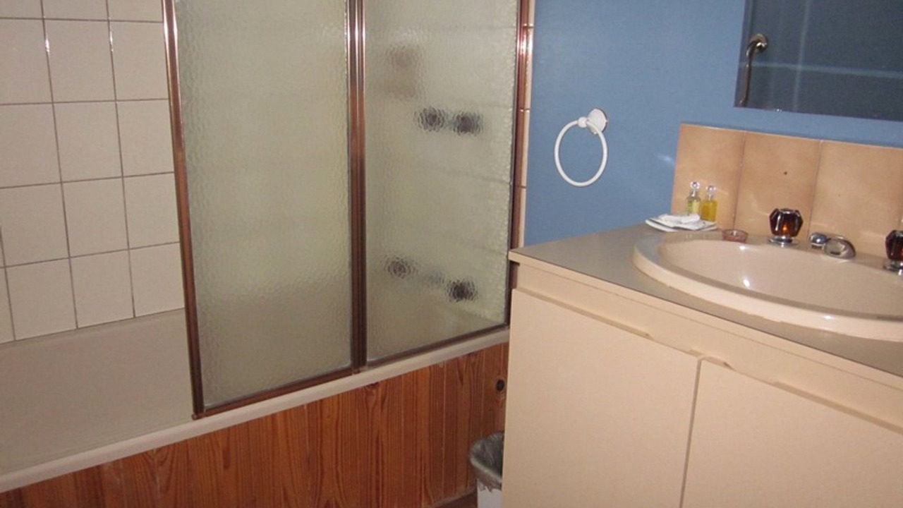 Photo of Bathroom in Cowes