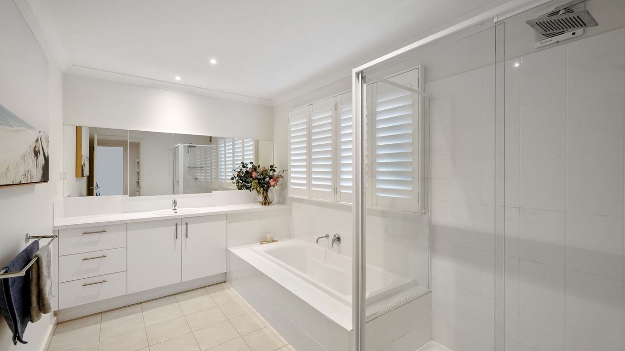 Photo of Bathroom in Silverleaves