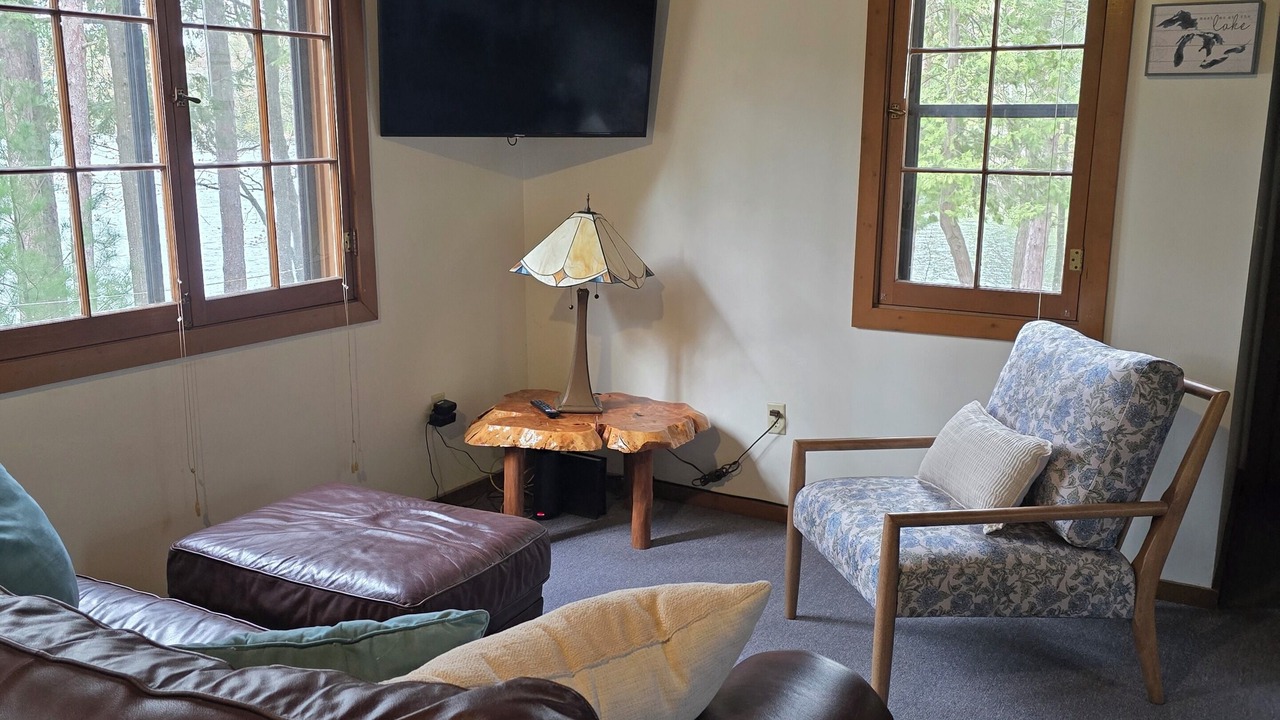 Photo of Livingroom in Mayfield