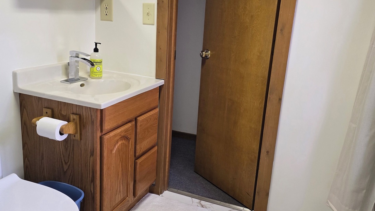 Photo of Bathroom in Mayfield