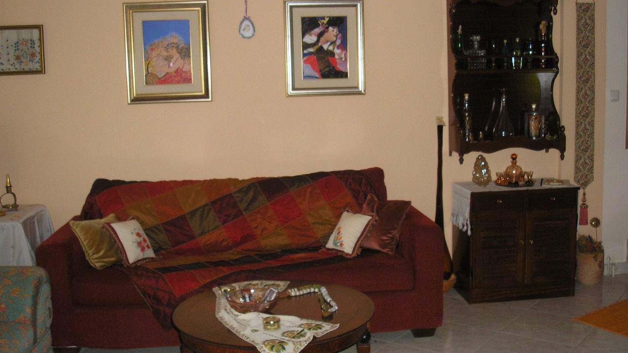 Photo of Livingroom in Almopia