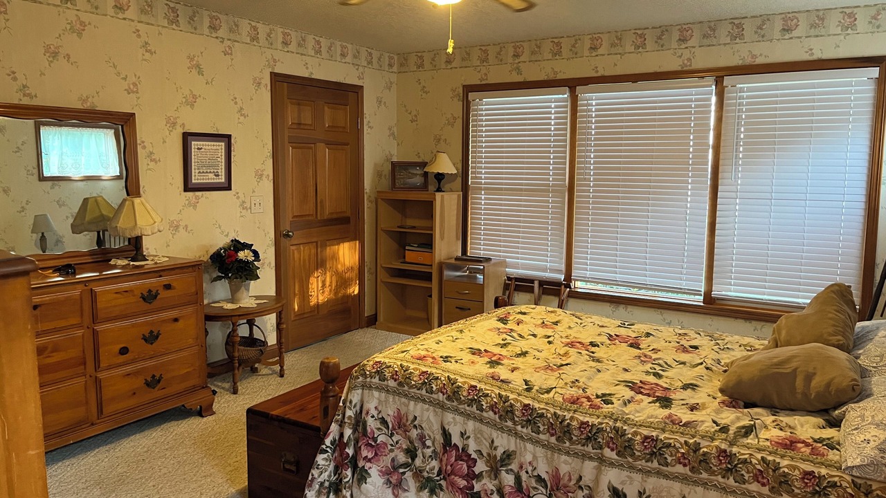 Photo of Bedroom in Saint Johns