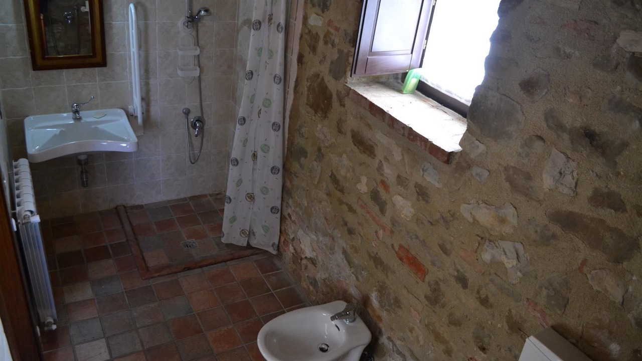 Photo of Bathroom in Monteluiano