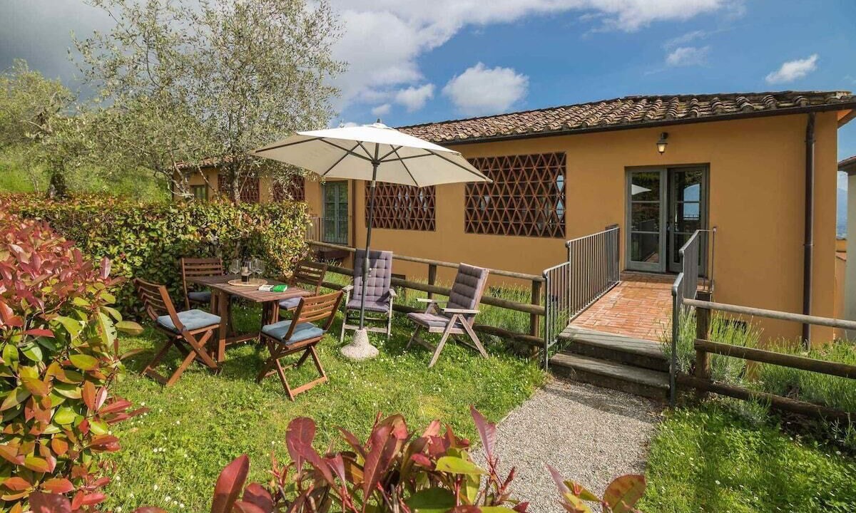 Photo of Outdoor in Matraia