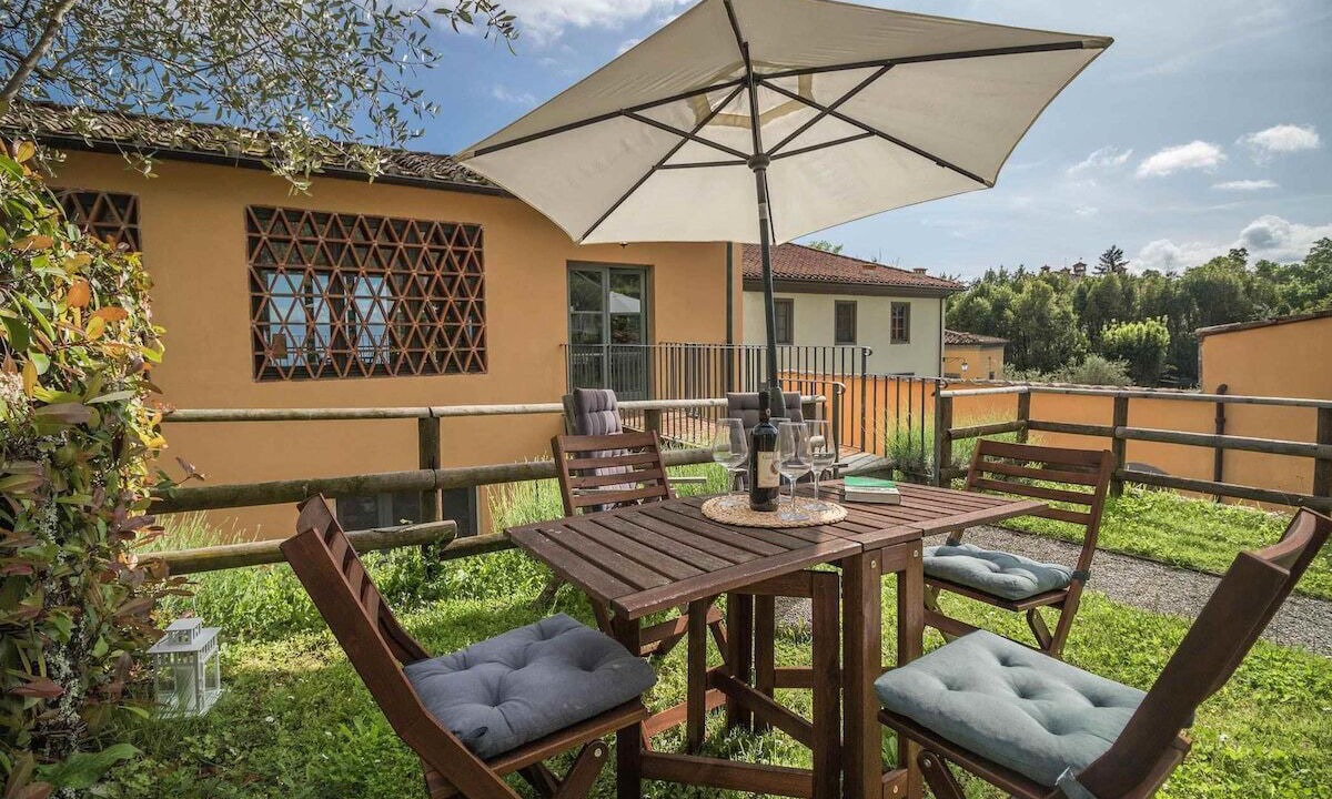 Photo of Outdoor in Matraia
