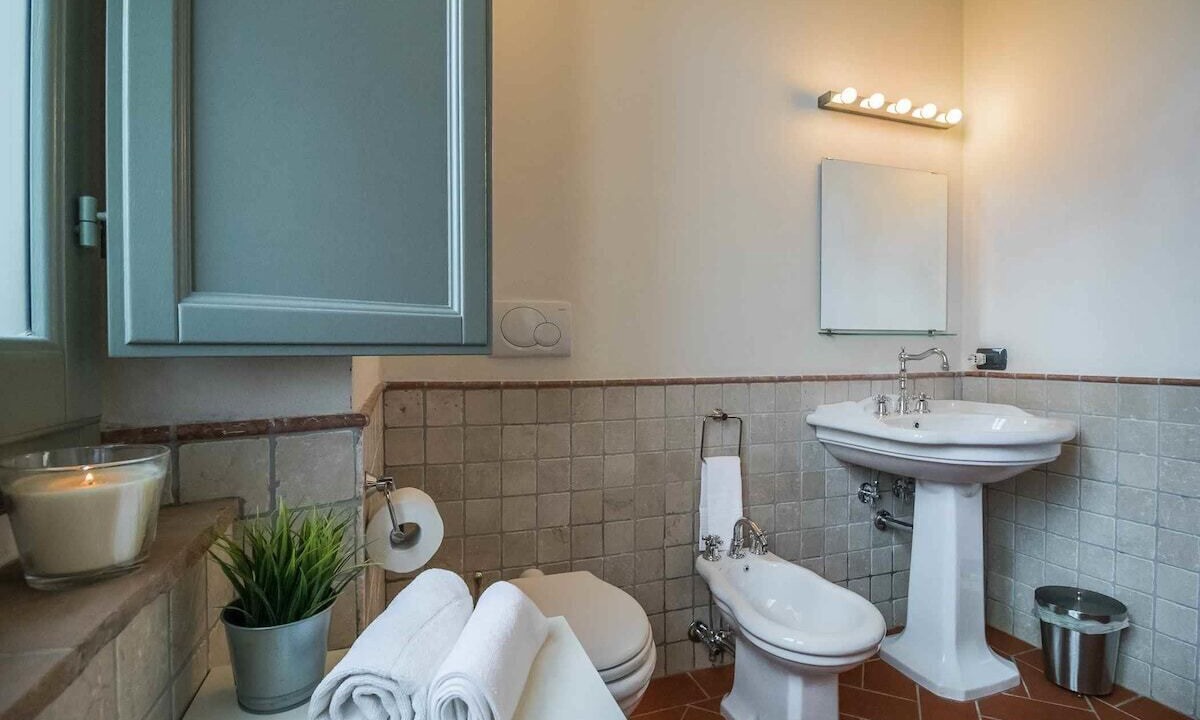 Photo of Bathroom in Matraia