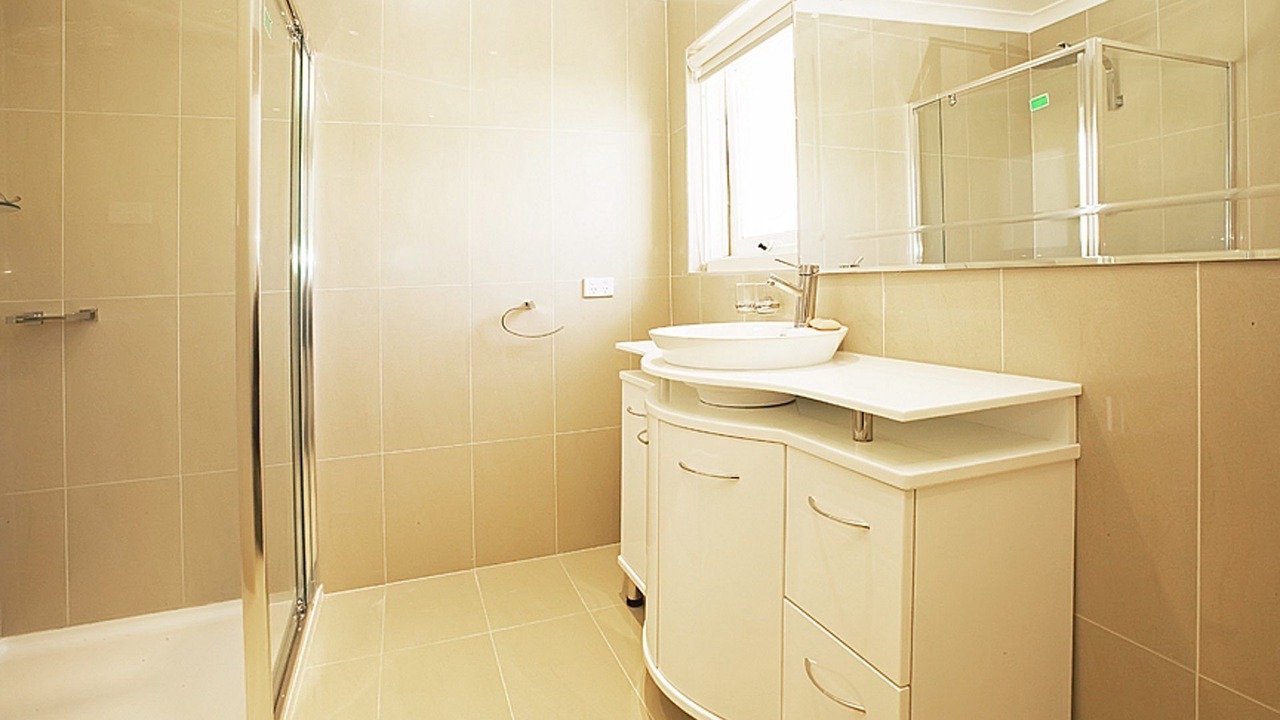 Photo of Bathroom in Cowes