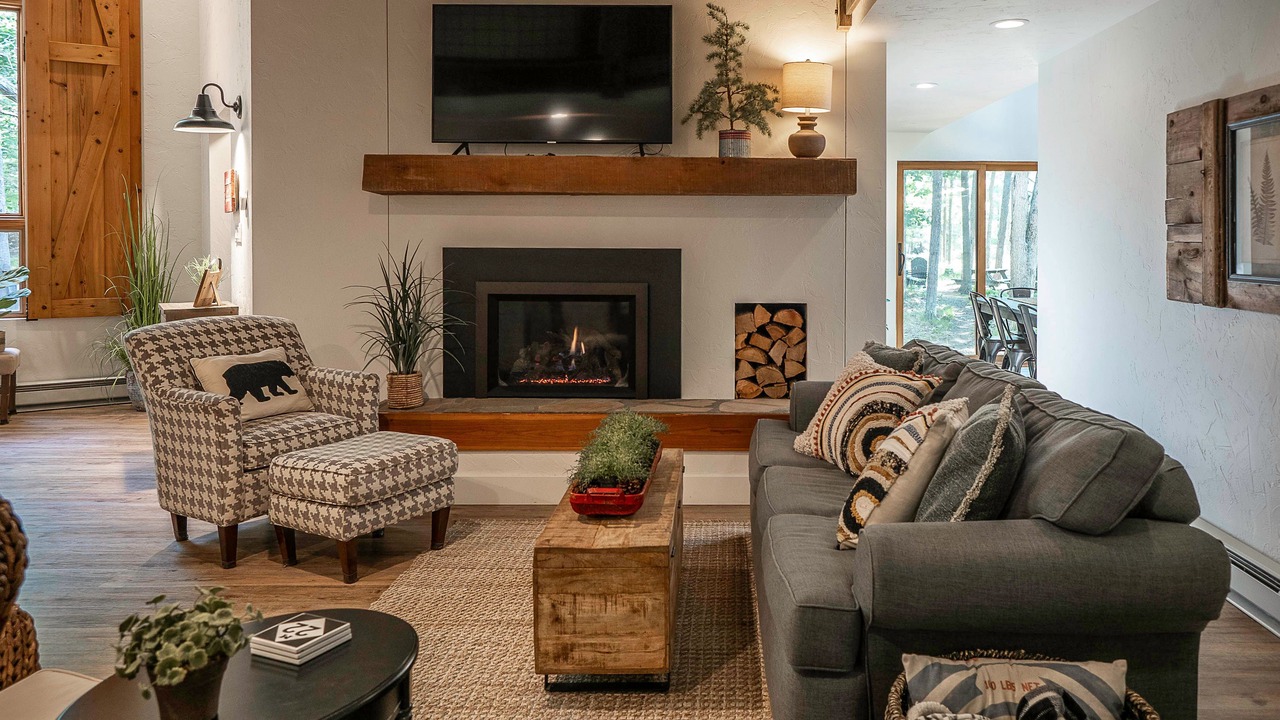 Photo of Livingroom in Glen Arbor