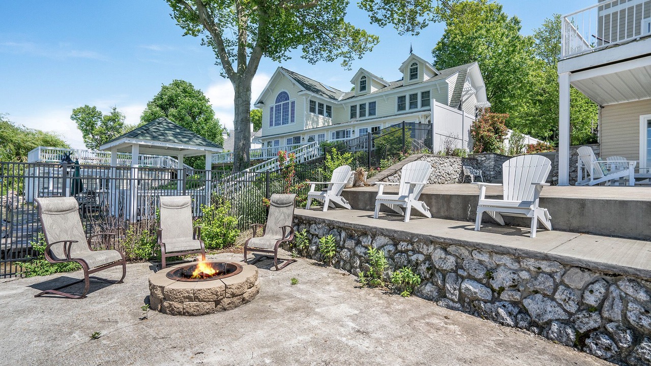 Photo of Patio Balcony in Cassopolis