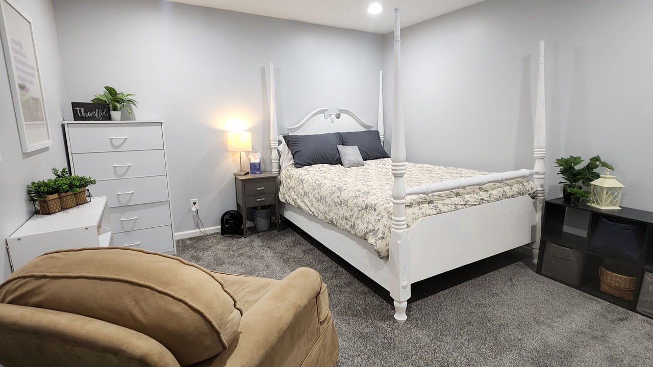 Photo of Bedroom in Millersburg