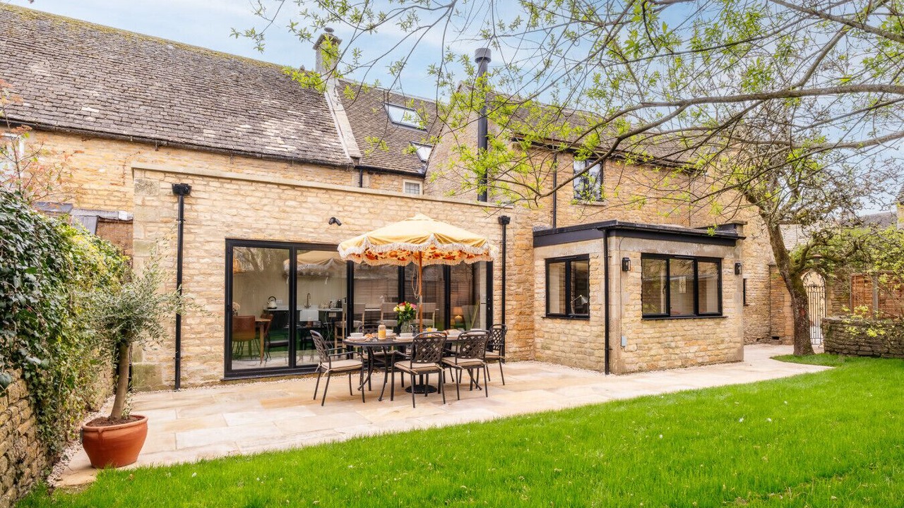 Photo of Outdoor in Bourton
