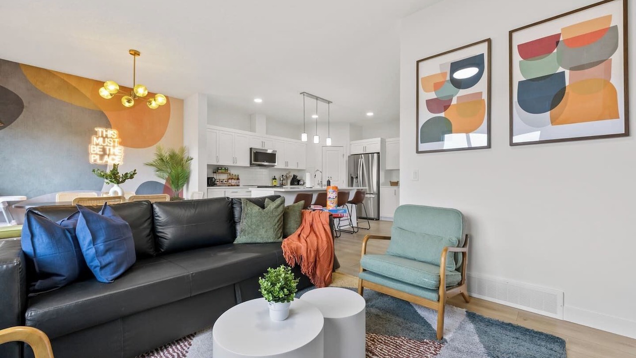 Photo of Livingroom in Cochrane