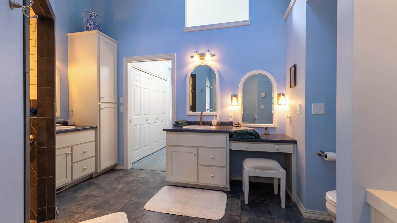 Photo of Bathroom in Idlewild