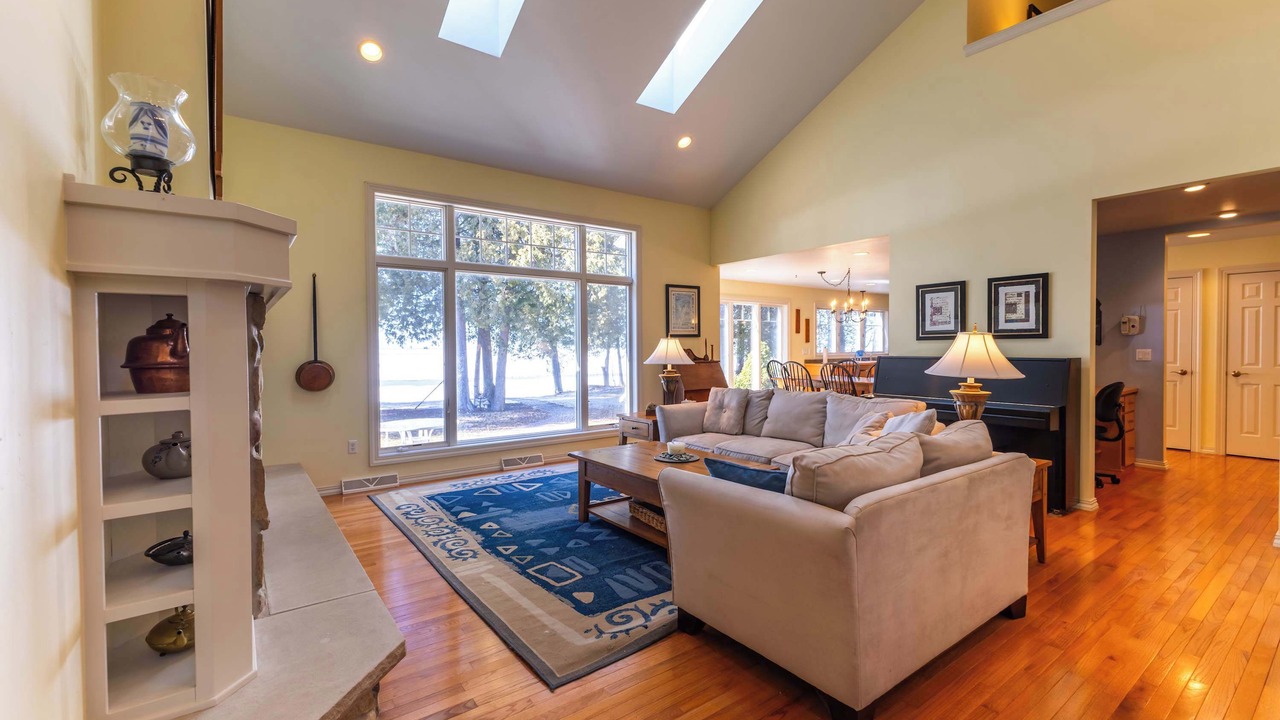 Photo of Livingroom in Idlewild