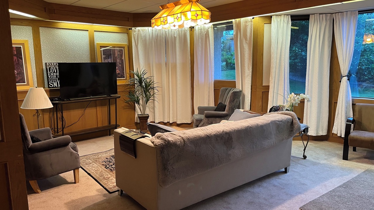 Photo of Livingroom in Southeast Calgary