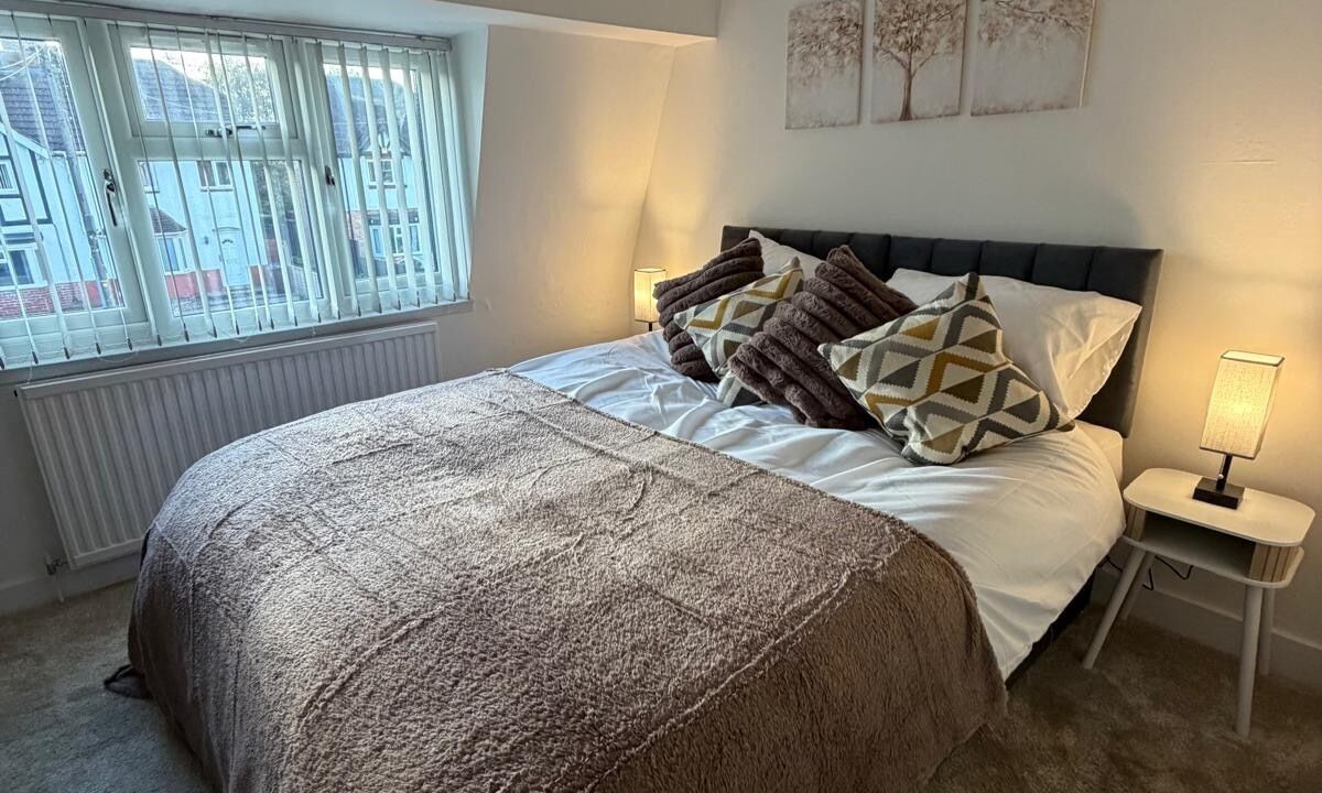 Photo of Bedroom in Shirley