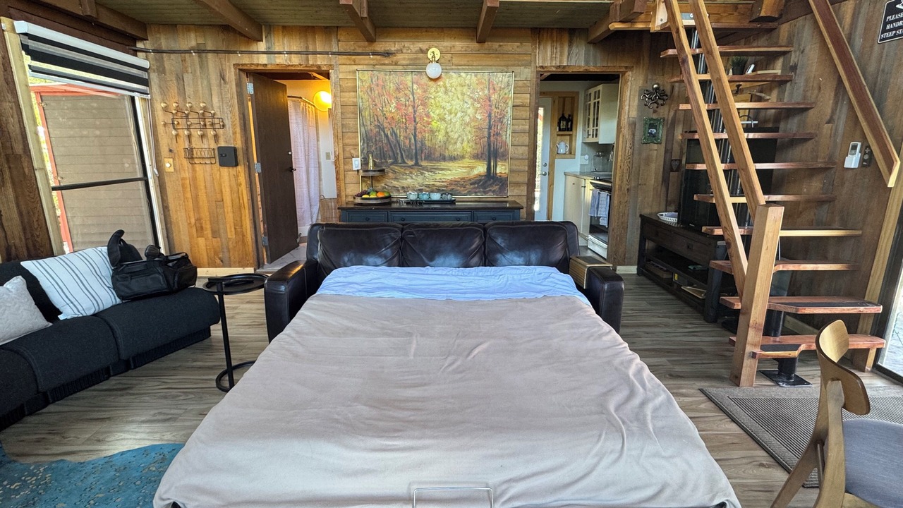 Photo of Bedroom in Santa Clarita