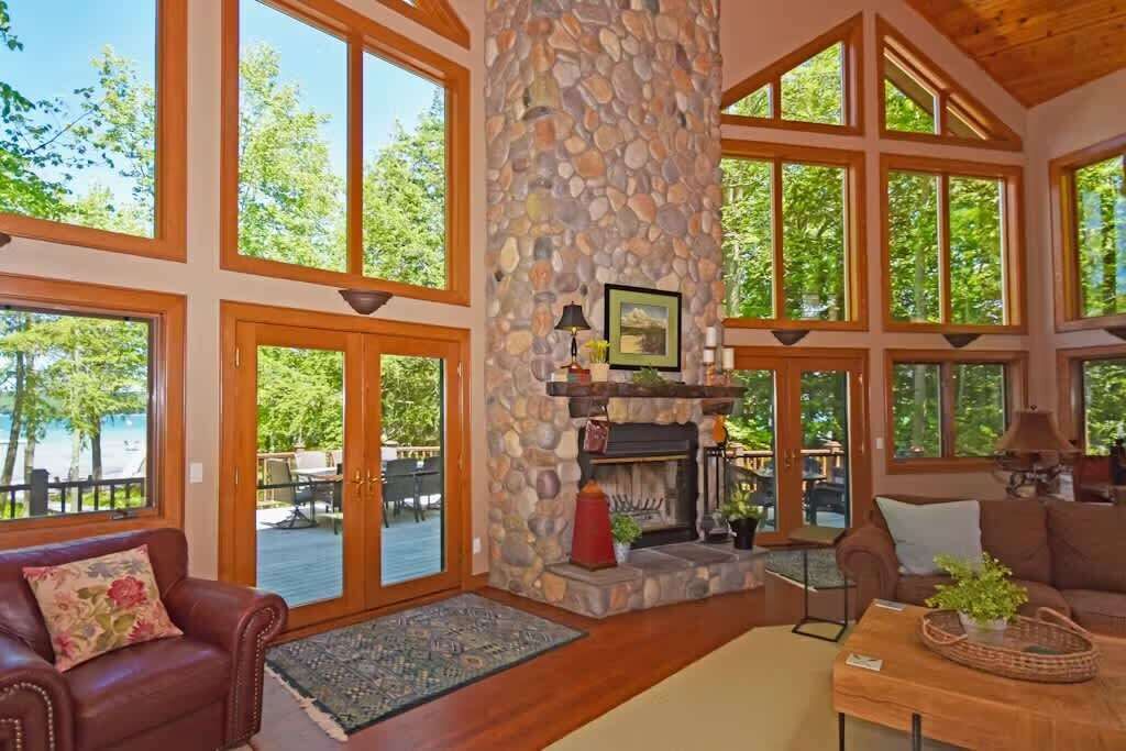 Photo of Livingroom in Empire