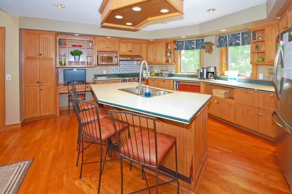 Photo of Kitchen in Empire