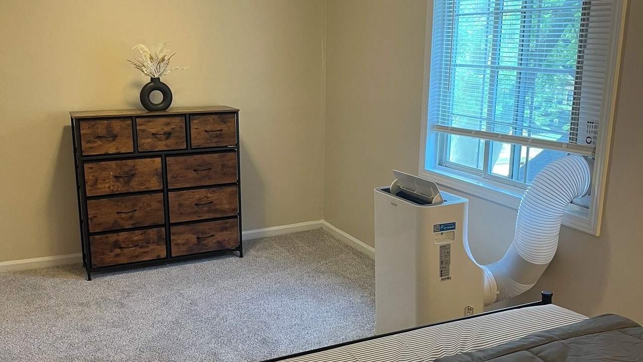 Photo of Bedroom in Lansing
