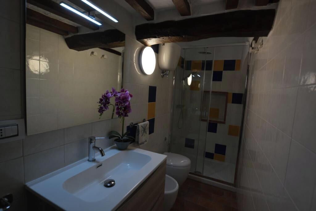 Photo of Bathroom in Radicondoli