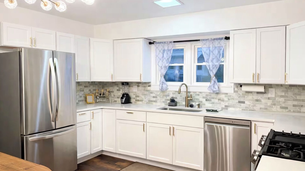 Photo of Kitchen in Town of Pines