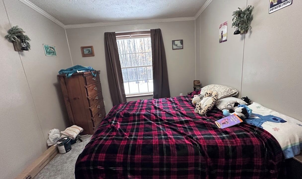 Photo of Bedroom in Higgins Lake
