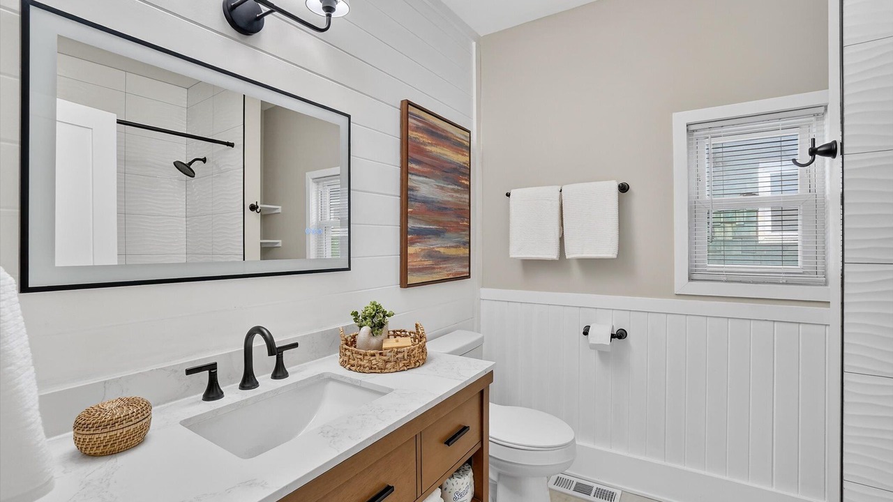 Photo of Bathroom in Lansing