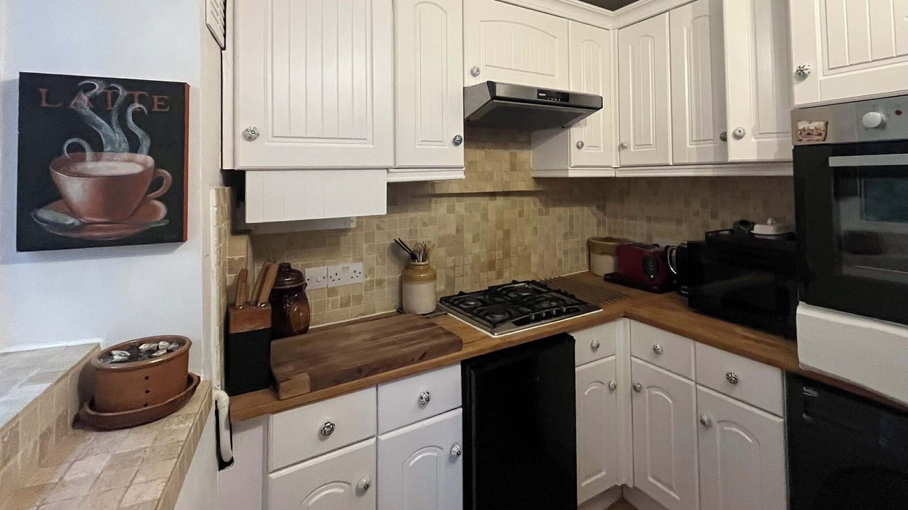 Photo of Kitchen in Box