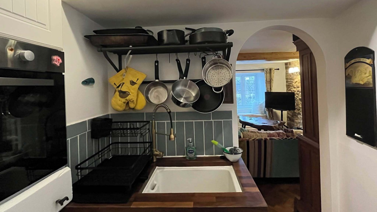 Photo of Kitchen in Box