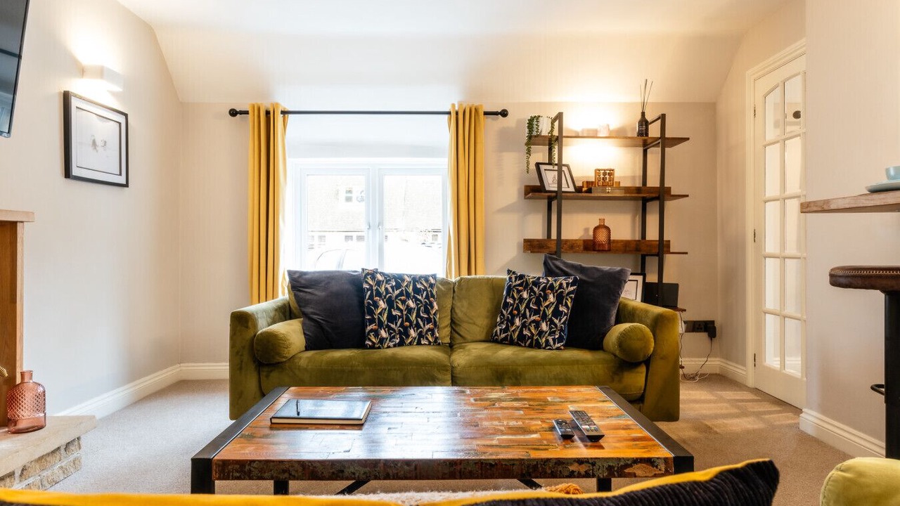 Photo of Livingroom in Cirencester