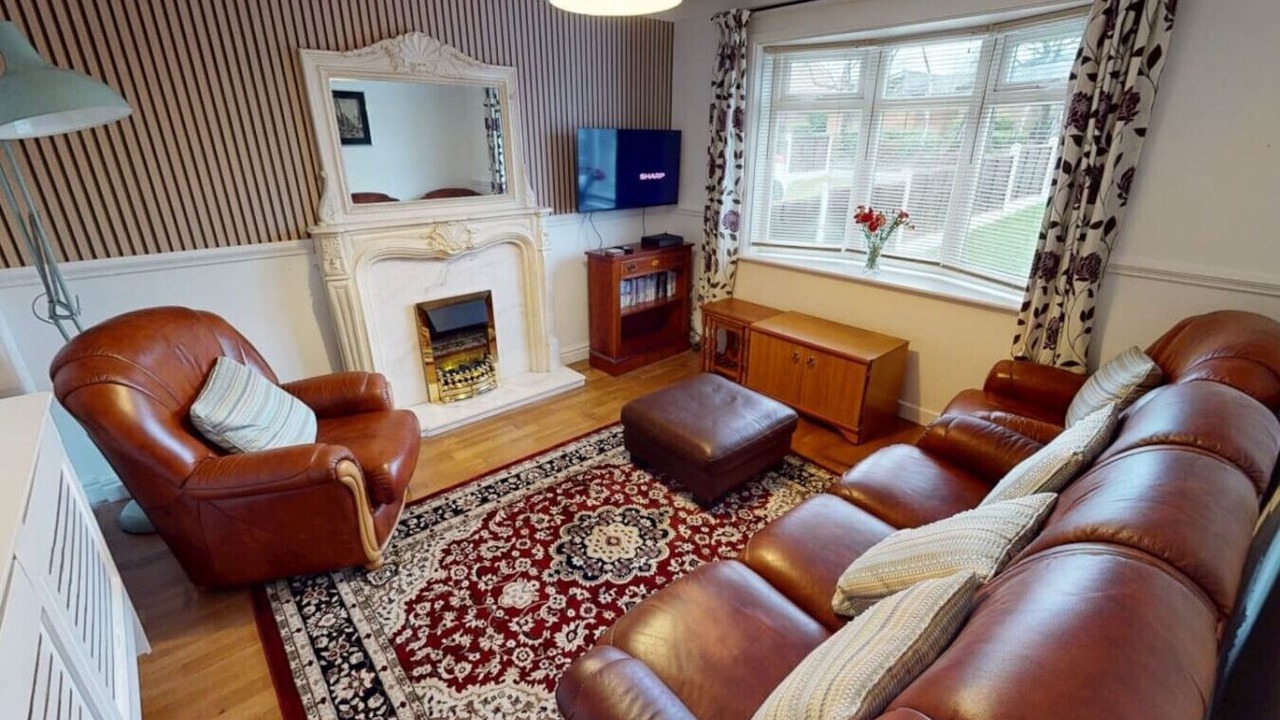 Photo of Livingroom in Cradley