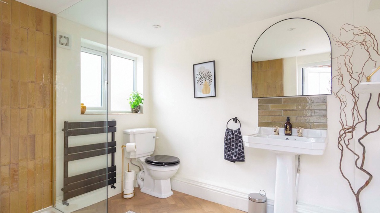 Photo of Bathroom in Stratford-upon-Avon
