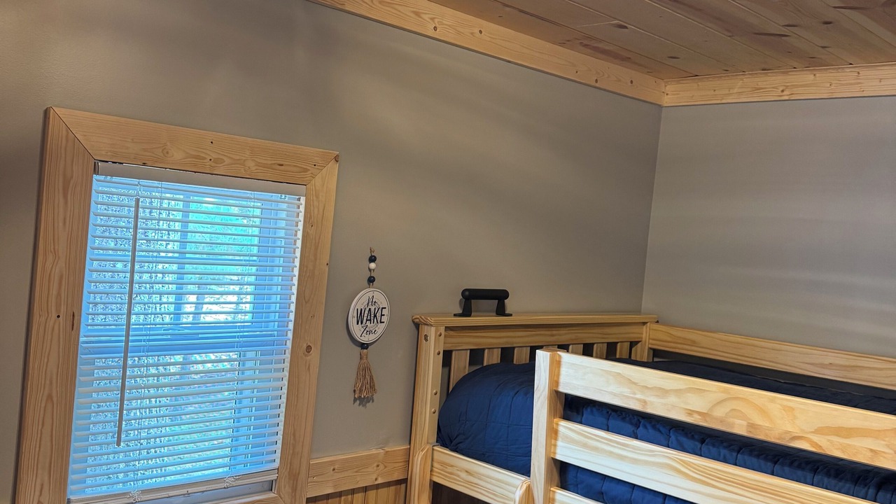 Photo of Bedroom in Higgins Lake