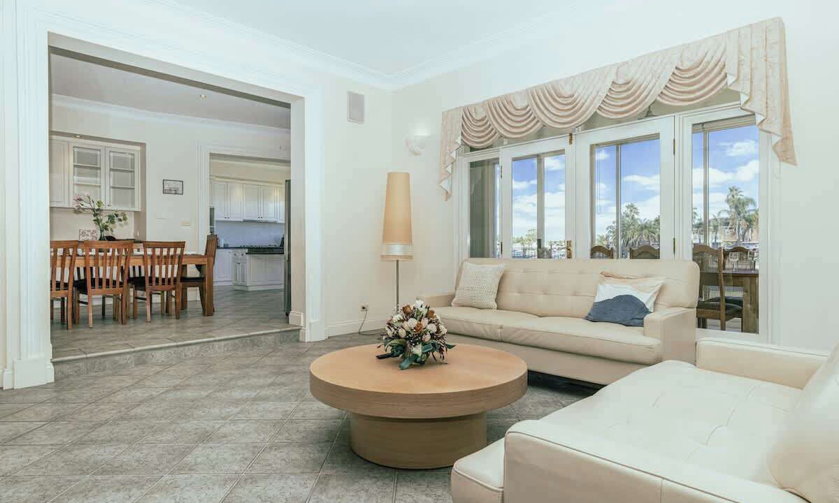 Photo of Livingroom in Patterson Lakes
